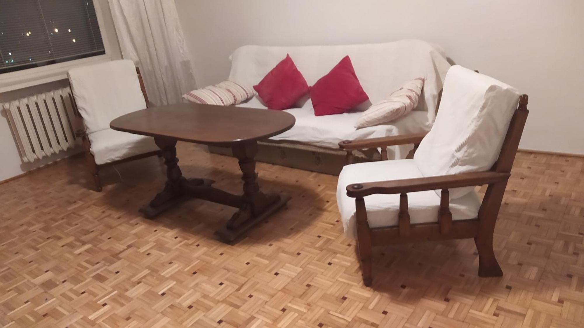 Uroczy Apartament Z Bezplatnych Parkingiem Varsóvia Exterior foto